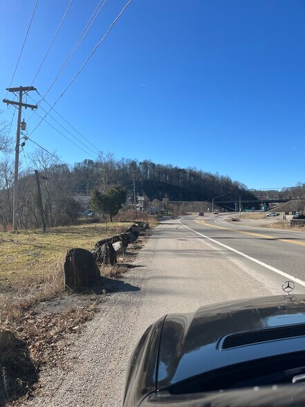 2792 Pennsylvania Ave, Charleston, WV à louer - Photo du bâtiment - Image 2 de 4