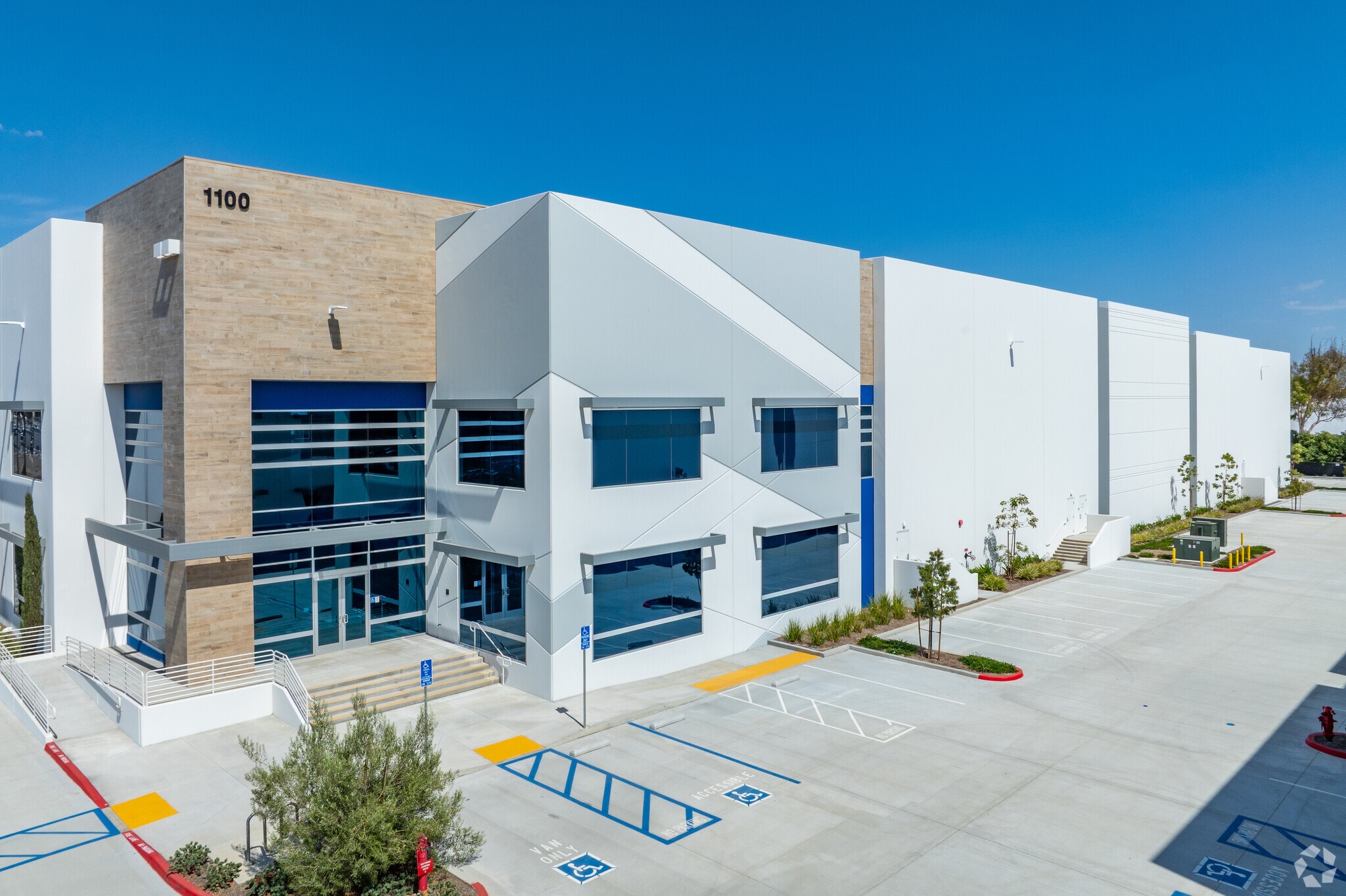 1100 Valencia Ave, Tustin, CA for sale Primary Photo- Image 1 of 5