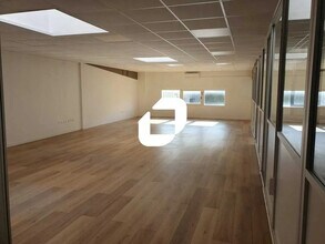 68 Rue De La Croix De L'Orme, Morainvilliers for sale Interior Photo- Image 2 of 8