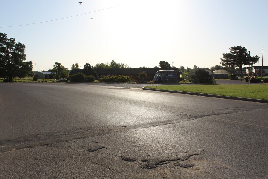 2224 8th St, Woodward, OK à vendre - Photo du bâtiment - Image 2 de 26