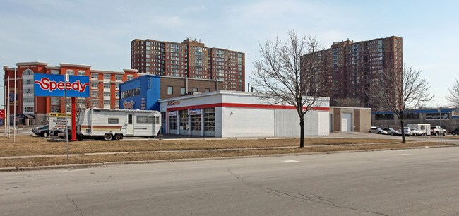 Plus de détails pour 2869 Eglinton Ave E, Toronto, ON - Industriel à louer