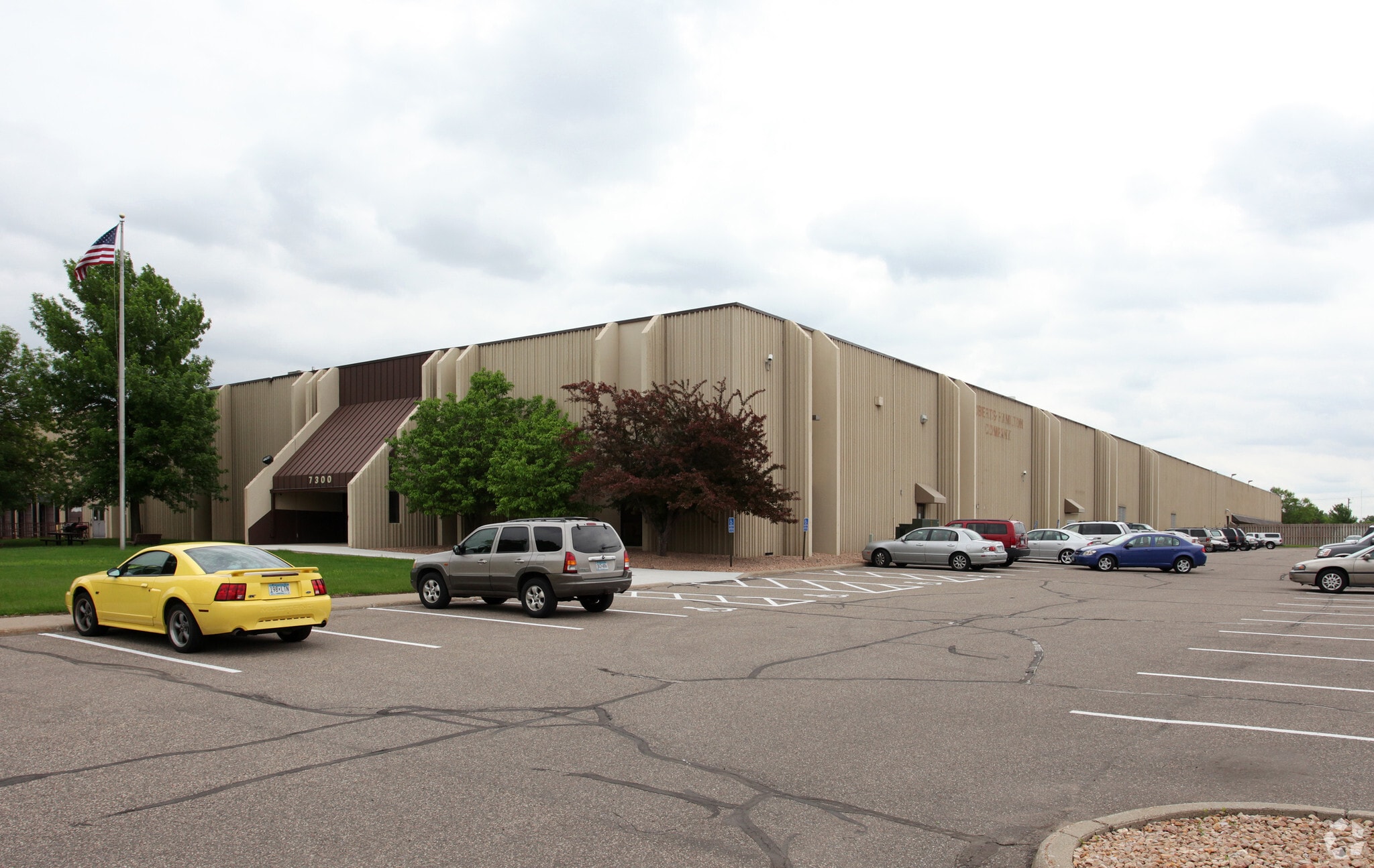 7300 N Northland Dr, Brooklyn Park, MN for lease Primary Photo- Image 1 of 4
