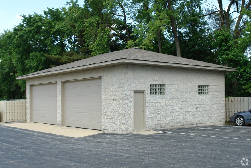 1467 Joliet St, Dyer, IN à louer - Photo du bâtiment - Image 2 de 3
