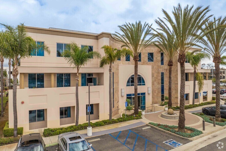 20280 Acacia St, Newport Beach, CA à vendre - Photo du bâtiment - Image 3 de 5