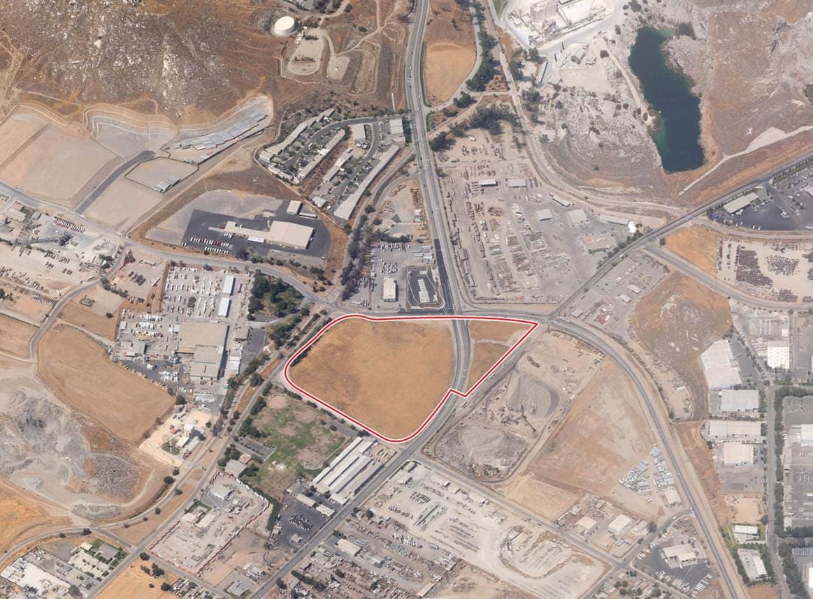 Rubidoux Blvd, Jurupa Valley, CA for lease Primary Photo- Image 1 of 4