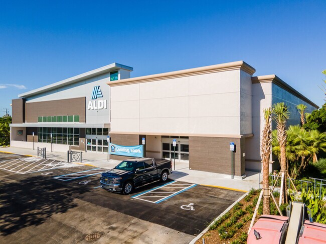 Plus de détails pour 4901 N Federal Hwy, Boca Raton, FL - Commerce de détail à louer