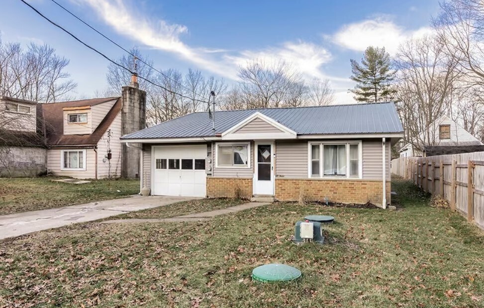 Kiwanis Lakes 9-Property SFR Portfolio portefeuille de 2 propriétés à vendre sur LoopNet.ca Photo du bâtiment- Image 1 de 10