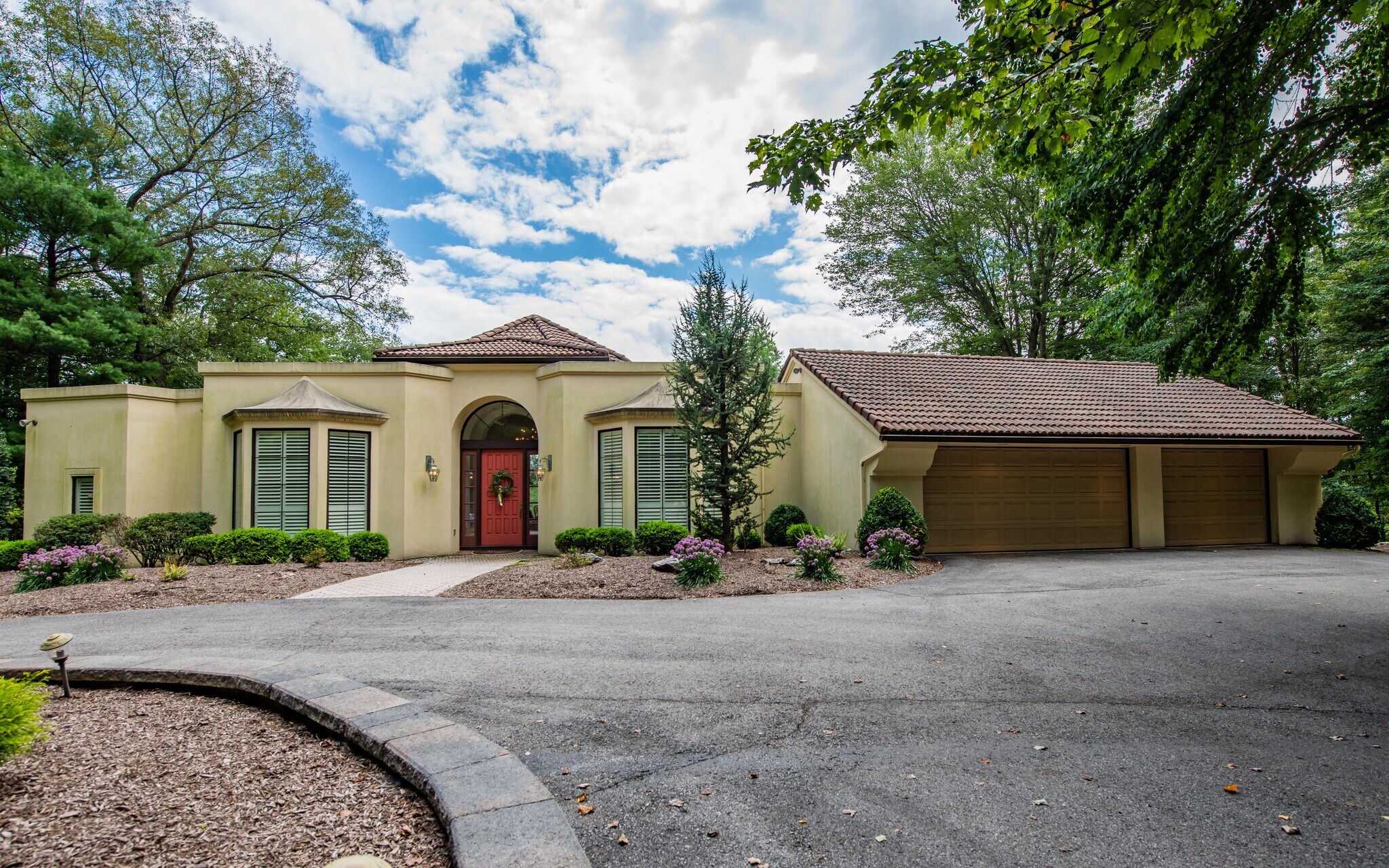 931 Upland Rd, Williamsport, PA à vendre Photo principale- Image 1 de 1