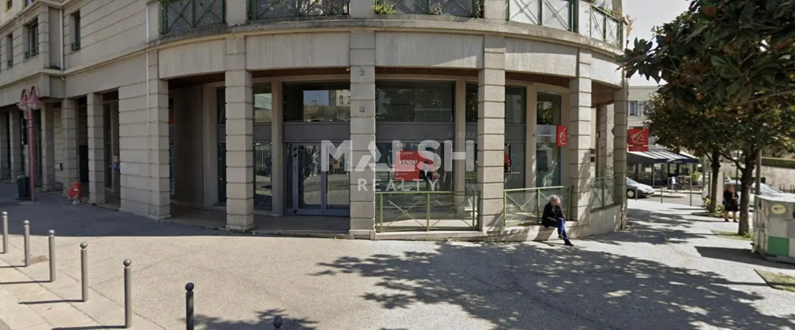 Commerce de détail dans Caluire-et-Cuire à louer Photo du bâtiment- Image 1 de 10