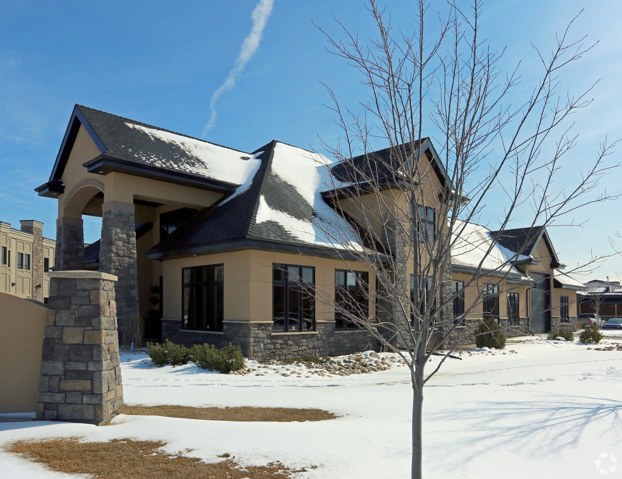 350 Circle Dr, St. Albert, AB for sale Primary Photo- Image 1 of 1