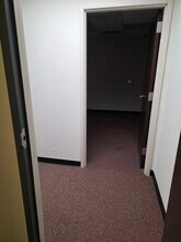 258 Corporate Dr, Madison, WI for lease Interior Photo- Image 1 of 8