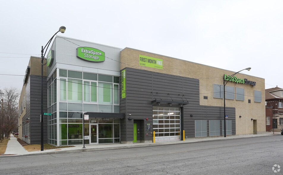 3914 W 111th St, Chicago, IL à vendre - Photo du bâtiment - Image 2 de 5