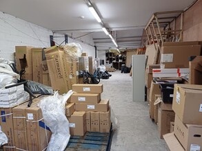 22 Bull Ln, London for lease Interior Photo- Image 2 of 4