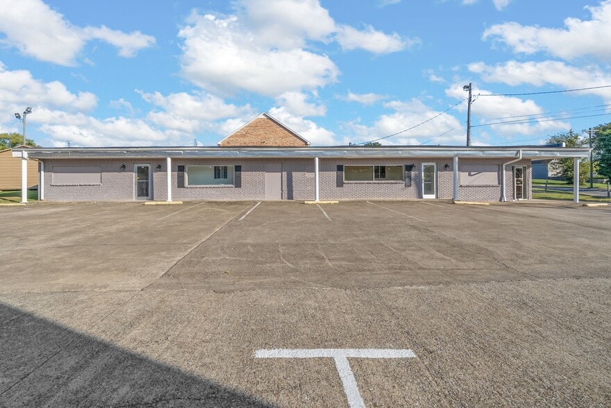 124 10th St, Clarksville, TN for sale - Building Photo - Image 2 of 38