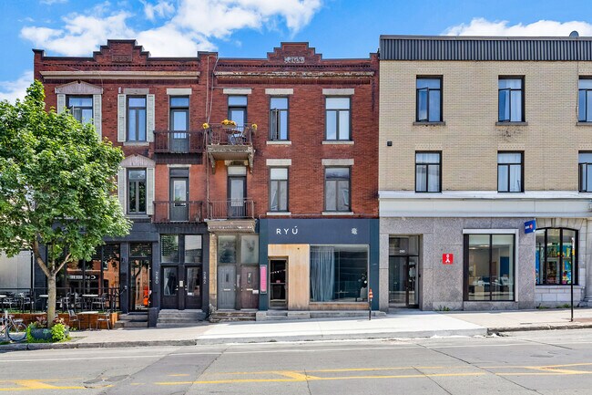 Plus de détails pour 284-288 Laurier O, Montréal, QC - Commerce de détail à louer