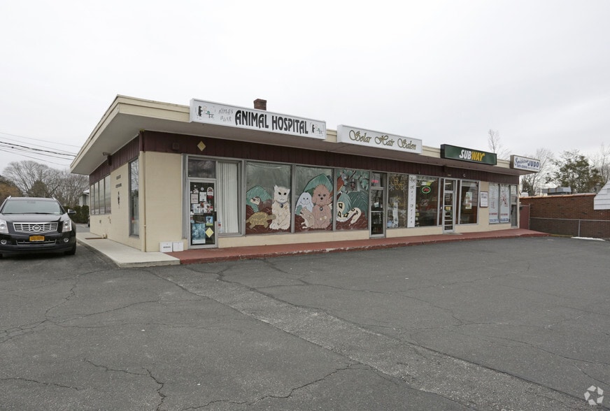 1215 Route 25A, Smithtown, NY for lease - Primary Photo - Image 1 of 3