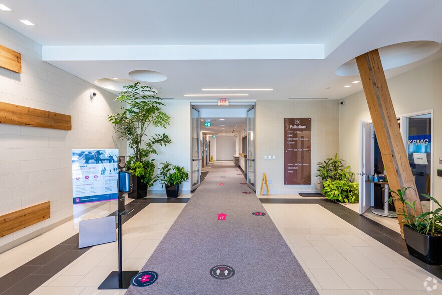 750 Palladium Dr, Ottawa, ON à louer - Hall d’entrée - Image 2 de 20