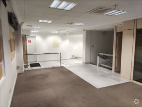 Office/Retail in Madrid, Madrid for lease Interior Photo- Image 2 of 3