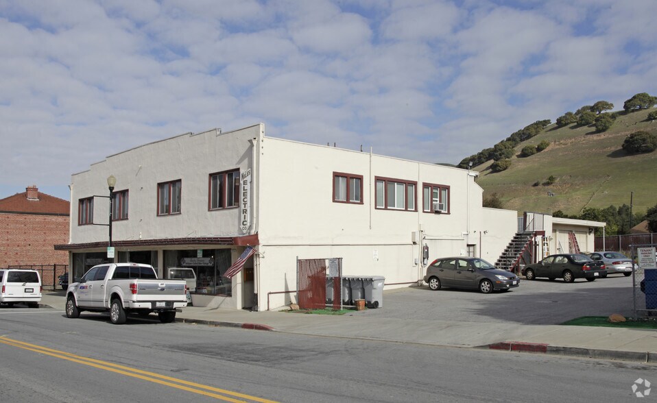 37312-37316 Niles Blvd, Fremont, CA à louer - Photo du bâtiment - Image 2 de 11