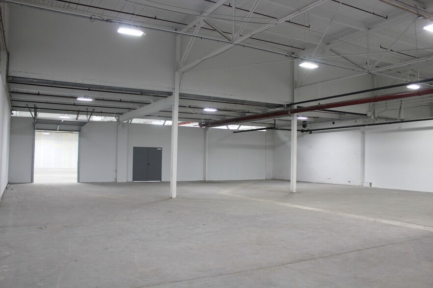 4249 W Diversey Ave, Chicago, IL for sale - Building Photo - Image 2 of 10