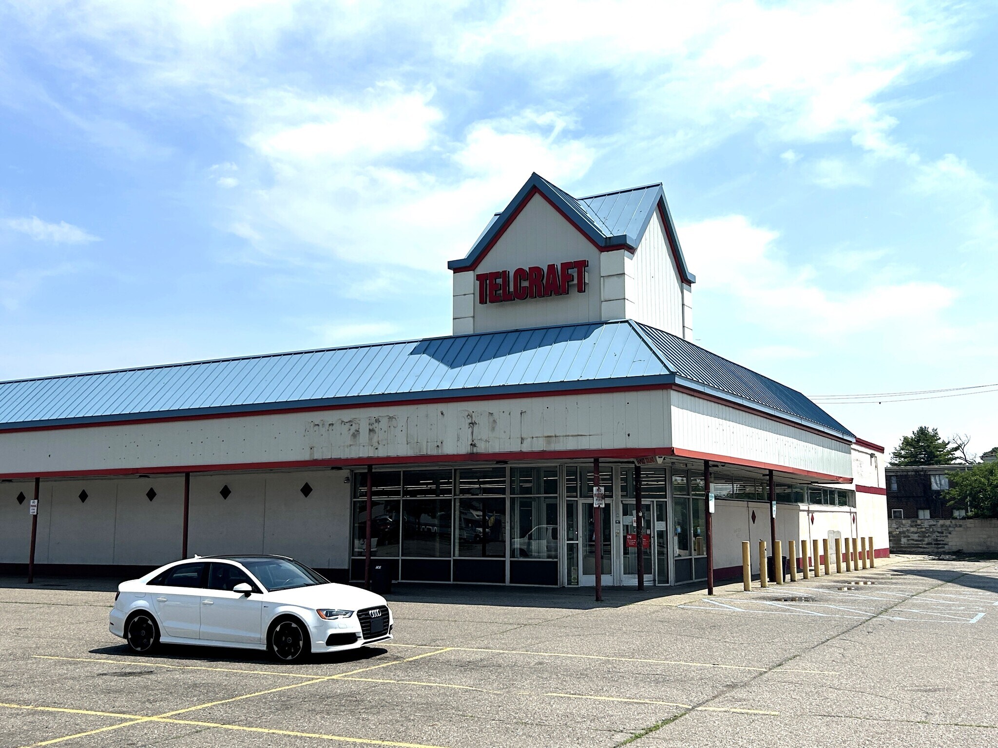 14000-14114 Telegraph Rd, Detroit, MI à louer Photo du bâtiment- Image 1 de 9