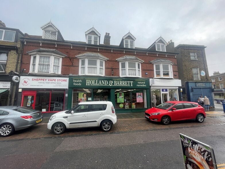 76 High St, Sheerness for lease - Building Photo - Image 2 of 20