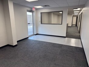 7202-7378 E 38th St, Tulsa, OK à louer Photo du bâtiment- Image 2 de 14