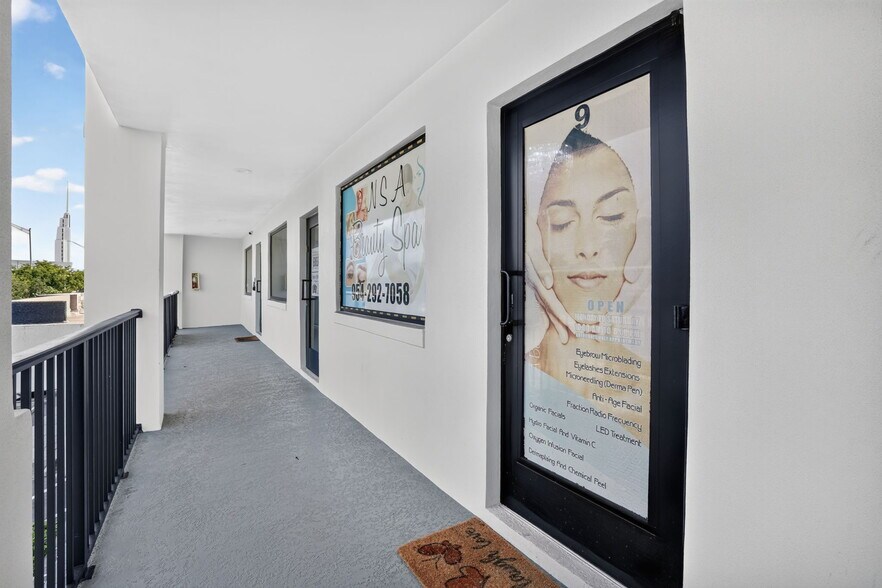 5130 N Federal Hwy, Fort Lauderdale, FL à louer - Photo du bâtiment - Image 2 de 25