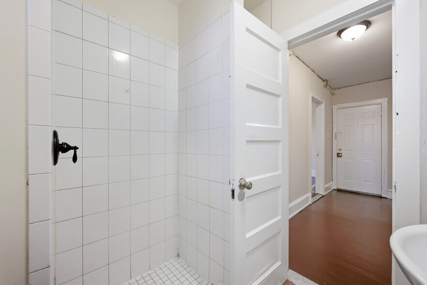 232 Cooper St, Camden, NJ à vendre - Photo du bâtiment - Image 3 de 9