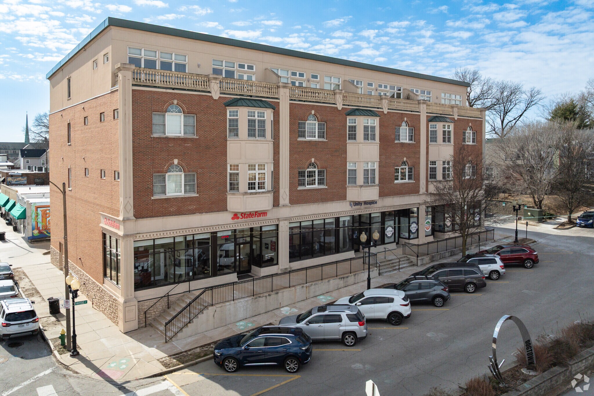 6400-6416 Wise Ave, Saint Louis, MO à louer Photo principale- Image 1 de 12