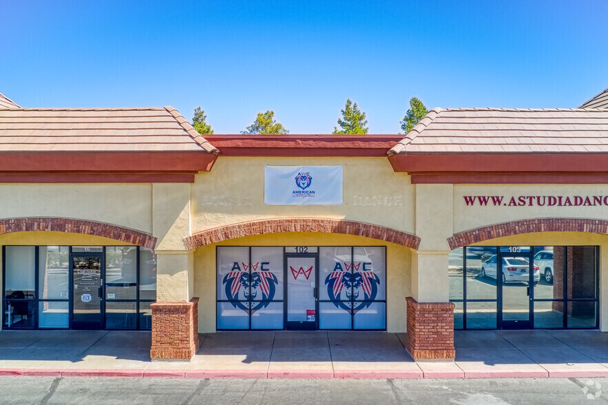 270 E Horizon Dr, Henderson, NV for lease - Building Photo - Image 3 of 17