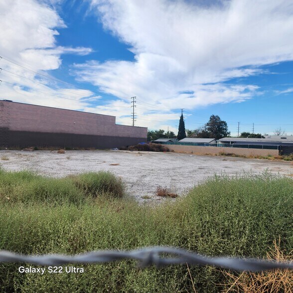 128 Waterman Ave, San Bernardino, CA for sale - Building Photo - Image 2 of 3