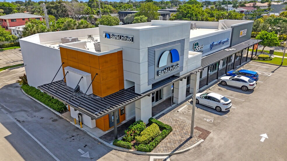 1815-1823 E Commercial Blvd, Fort Lauderdale, FL à vendre - Photo du bâtiment - Image 3 de 32