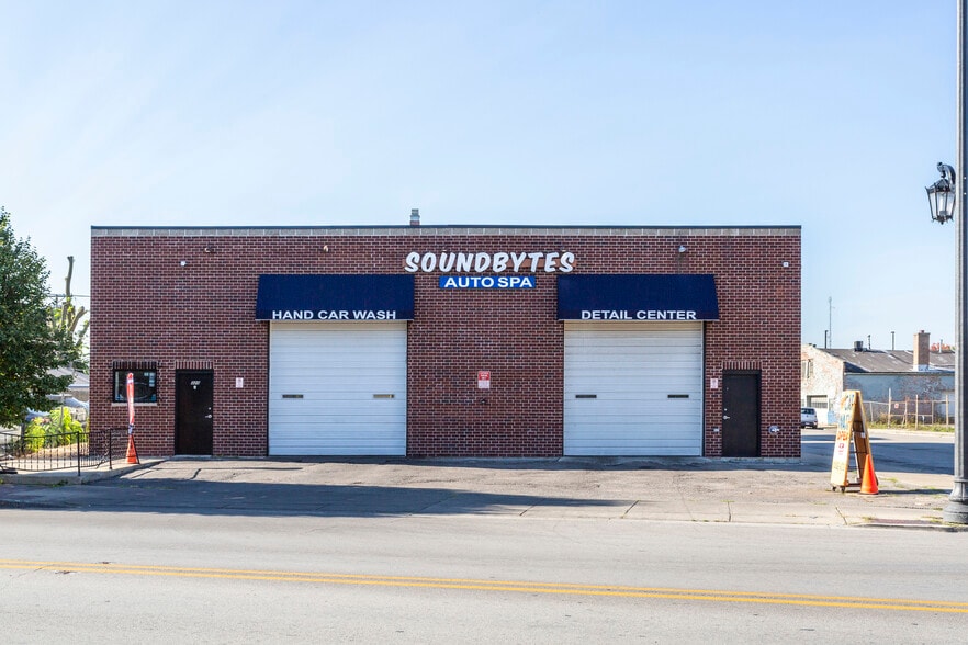 320 Lake St, Maywood, IL for sale - Building Photo - Image 1 of 21