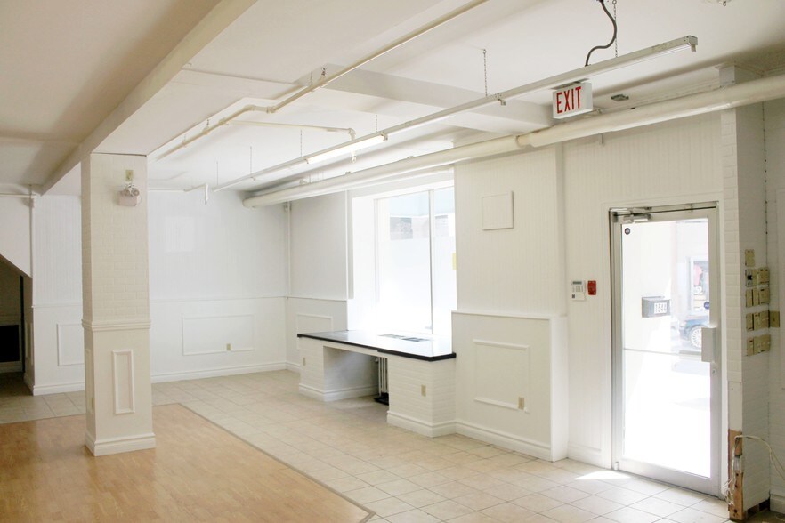 1544 Granville St, Halifax, NS à louer - Photo du bâtiment - Image 2 de 3