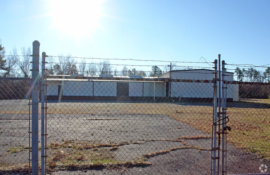 9809 Mann Rd, Little Rock, AR à vendre - Photo du bâtiment - Image 3 de 14