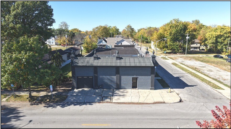 1902 S Harrison St, Fort Wayne, IN à vendre Photo principale- Image 1 de 2