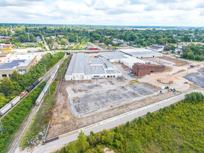 6565 Wells Ave, Saint Louis, MO for lease - Building Photo - Image 2 of 6