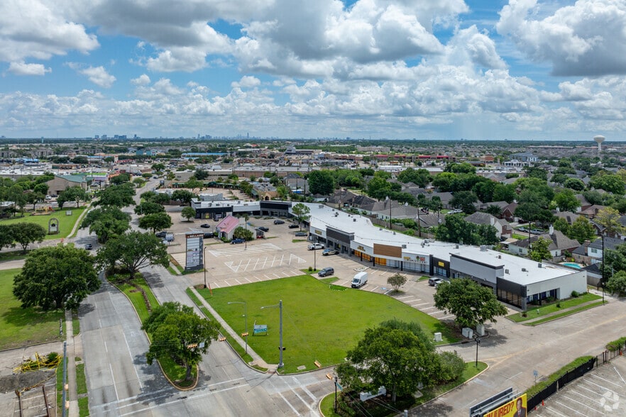 14829 Bellaire Blvd, Houston, TX for lease - Aerial - Image 3 of 12