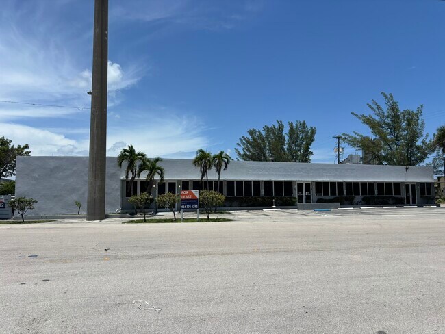 Plus de détails pour 111 SW 33rd St, Fort Lauderdale, FL - Industriel à louer