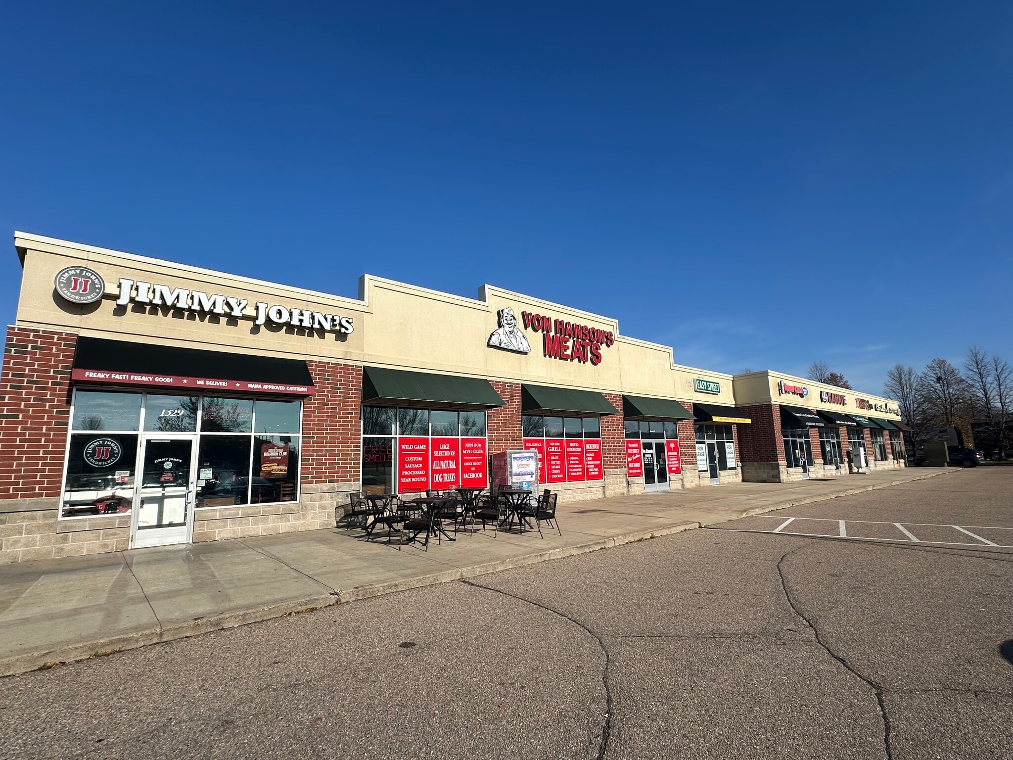 1329-1361 Heather St, Shakopee, MN for lease Primary Photo- Image 1 of 2