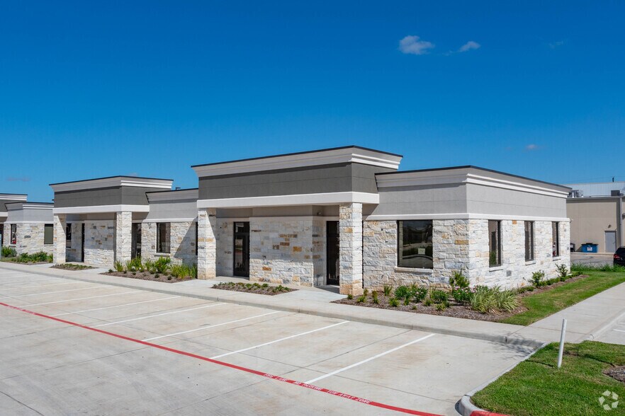3129 Kingsley Dr, Pearland, TX à louer - Photo du bâtiment - Image 2 de 11