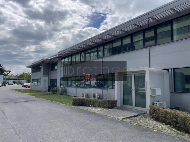 Office in Mérignac for lease - Building Photo - Image 1 of 7