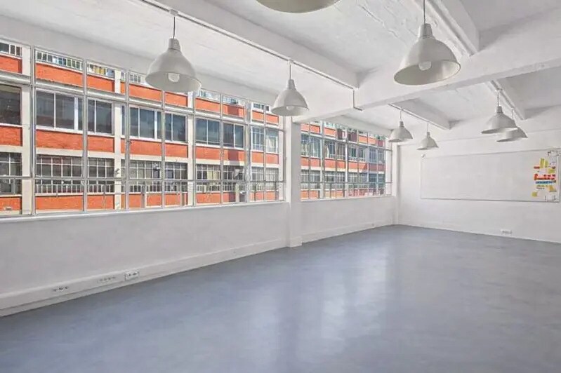 36 Boulevard De La Bastille, Paris à vendre - Photo du bâtiment - Image 3 de 5