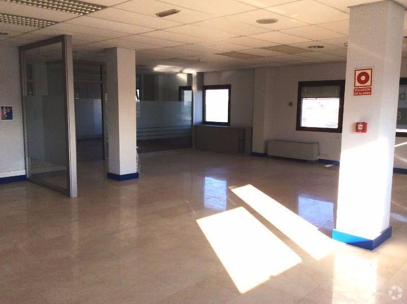 Madrid, MAD 28043 - - - Photo intérieure - Image 1 of 5