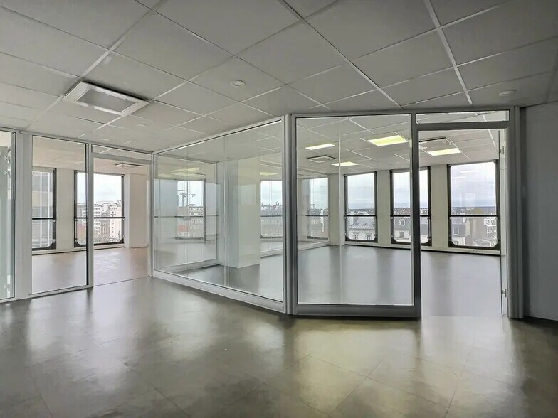 Bureau dans Neuilly-sur-Seine à louer - Photo intérieure - Image 3 de 11