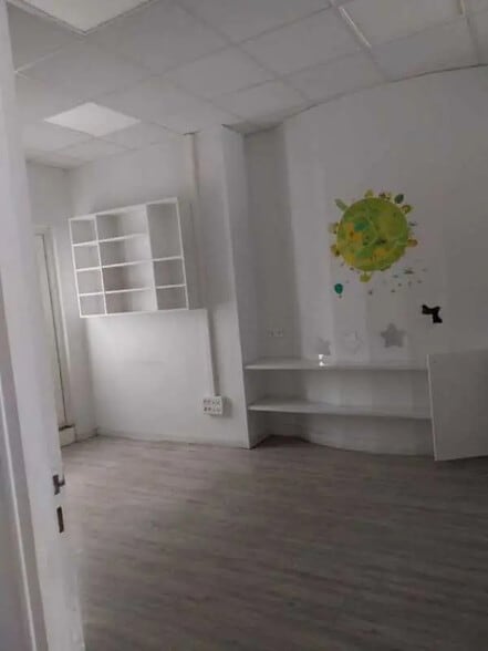 Immeuble residentiel dans Paris à vendre - Photo intérieure - Image 2 de 3