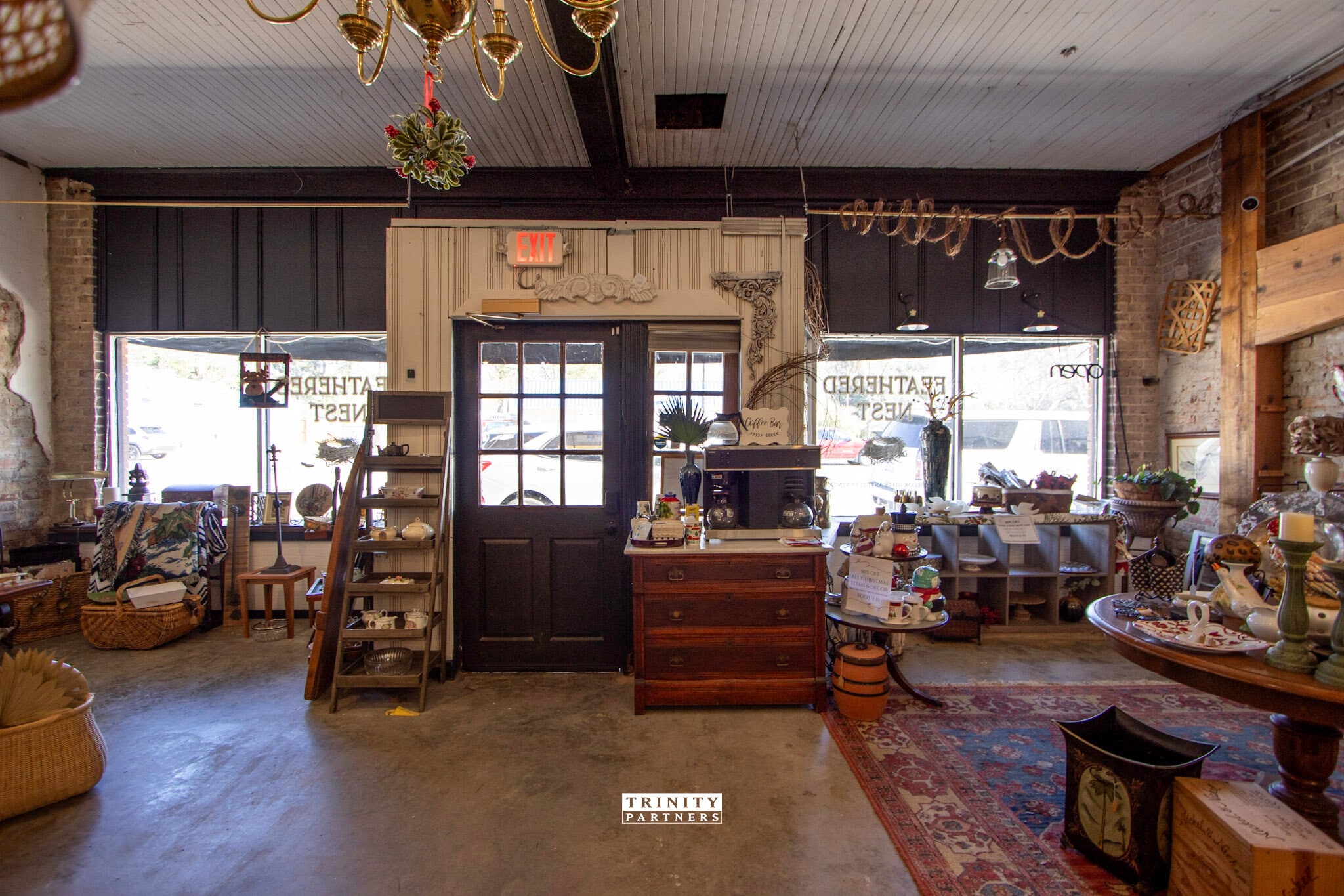 2006-2008 State St, Cayce, SC for lease Interior Photo- Image 1 of 3