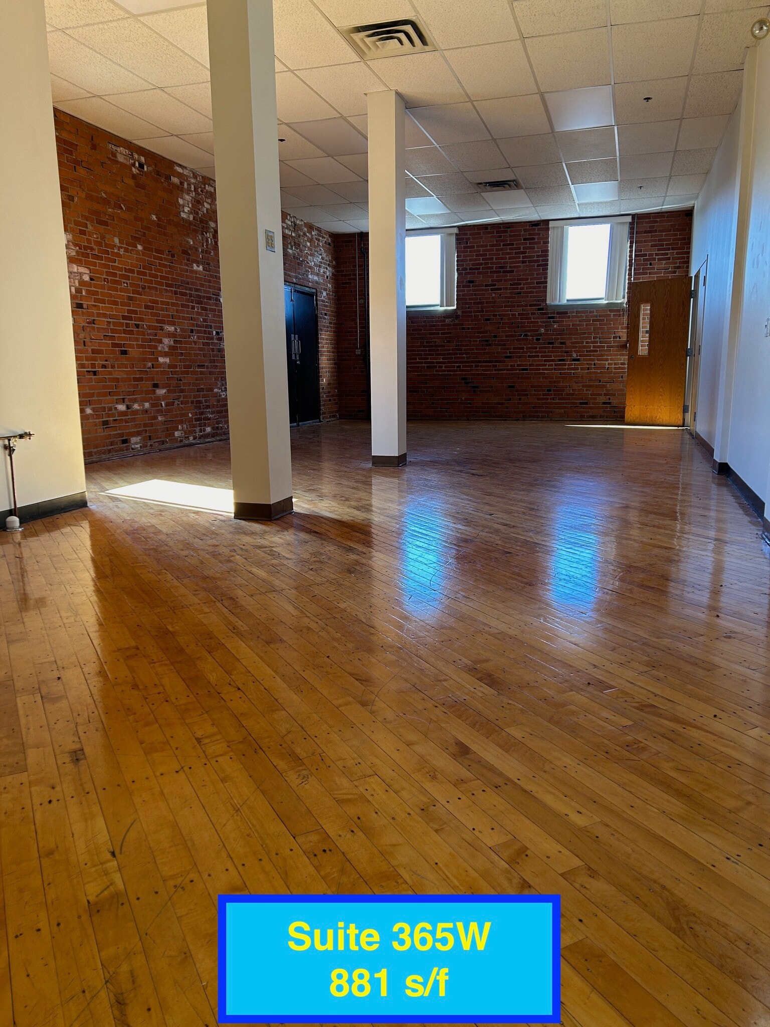 27 Siemon Company Dr, Watertown, CT for lease Interior Photo- Image 1 of 2