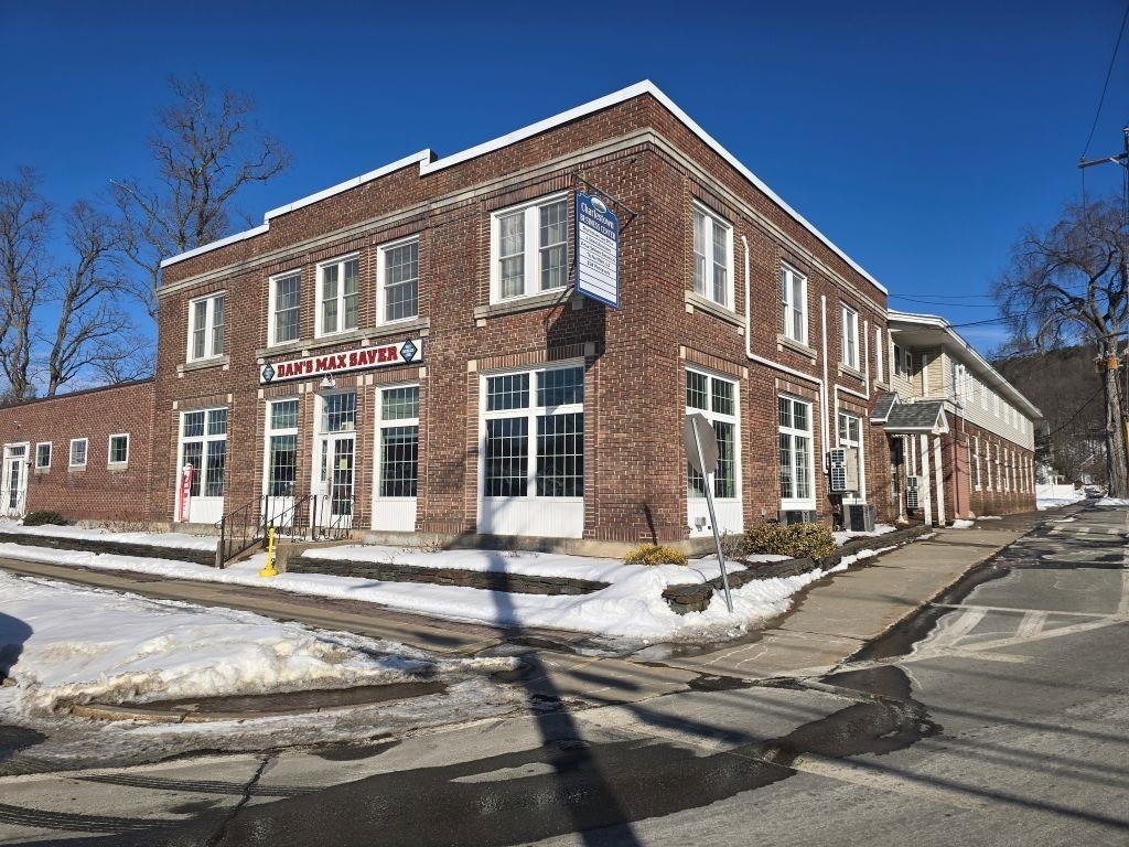 209 Main St, Charlestown, NH for lease Primary Photo- Image 1 of 19